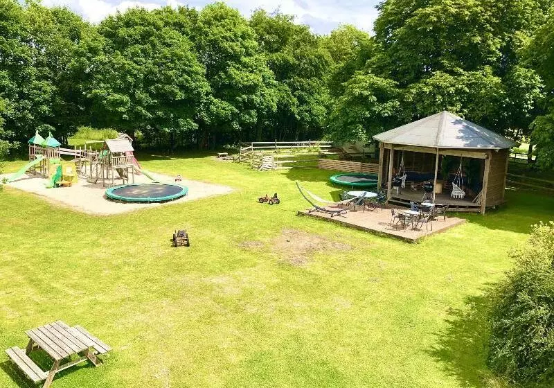 ホテル Hestkær Family Rooms Summer Camp