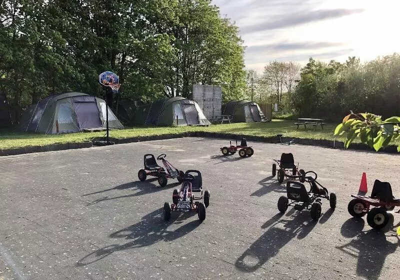 ホテル Hestkær Family Rooms Summer Camp