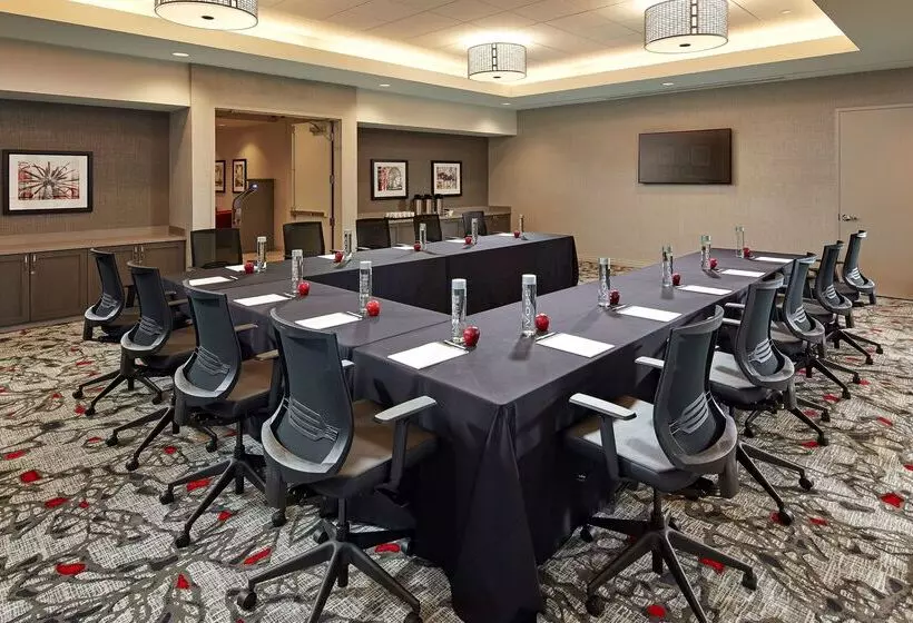 Hotelli Homewood Suites By Hilton Long Beach Airport