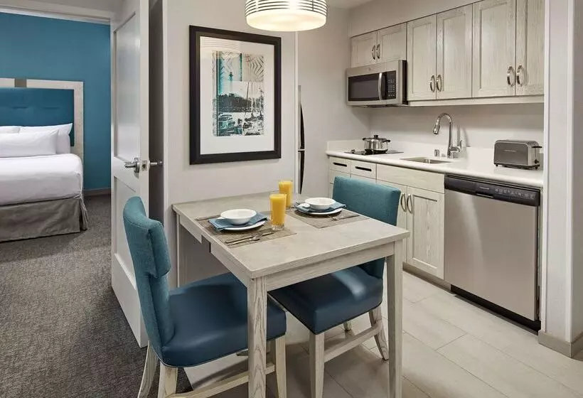 Hotelli Homewood Suites By Hilton Long Beach Airport