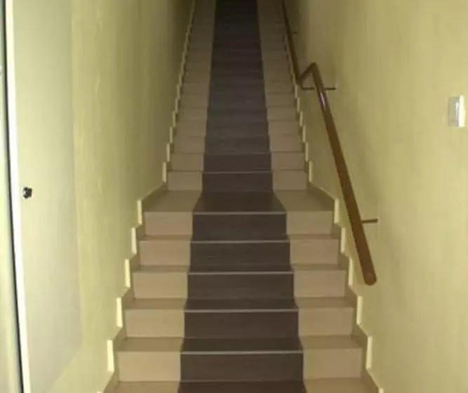 هتل Maha