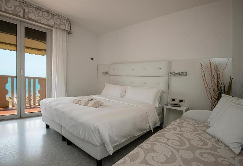 בית מלון כפרי Savoy