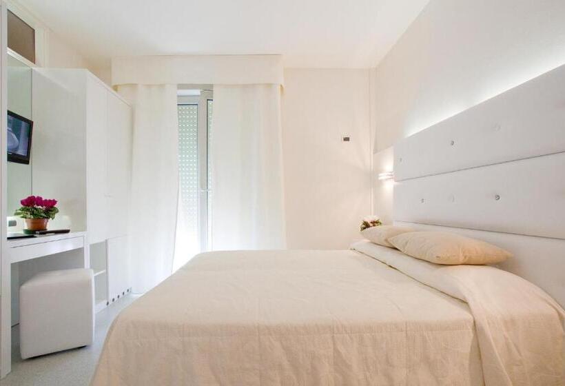 בית מלון כפרי Savoy