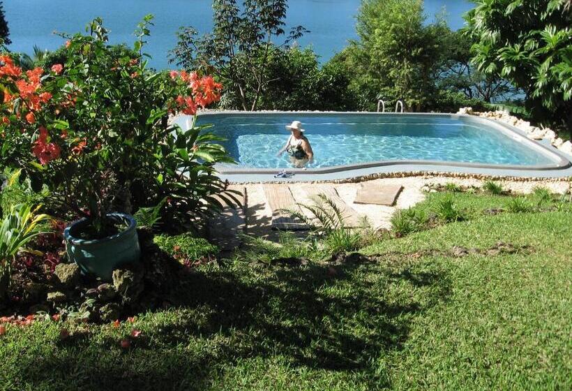 هتل Seachange Lodge