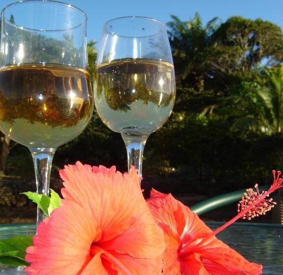 هتل Seachange Lodge