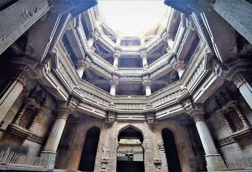 هتل Suvidha