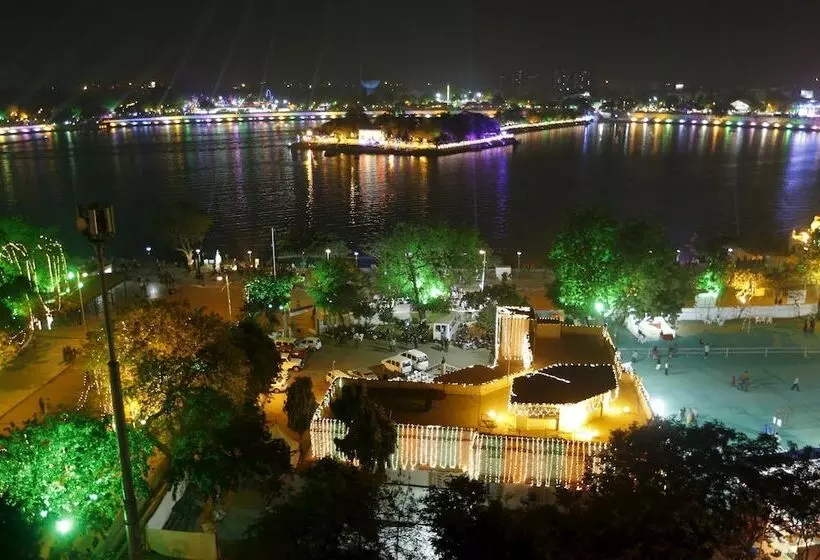 هتل Suvidha