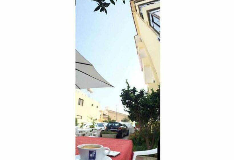 فندق Vila Hyseni