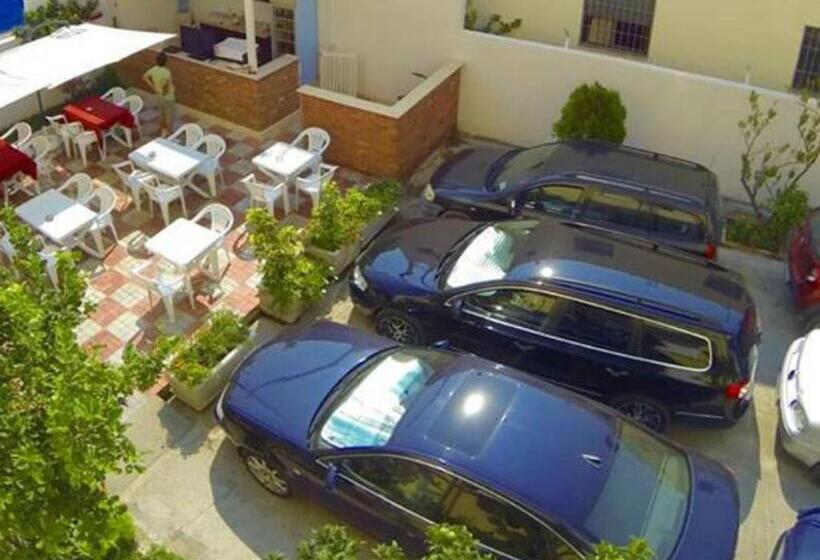 فندق Vila Hyseni