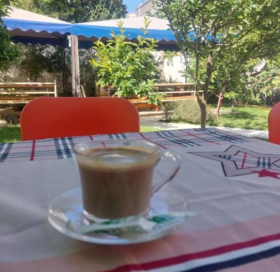 فندق Vila Hyseni