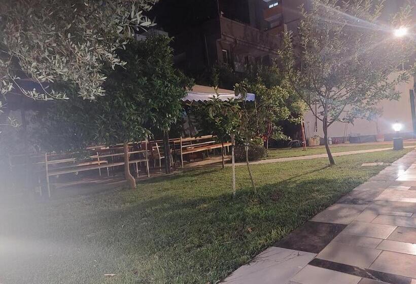 فندق Vila Hyseni