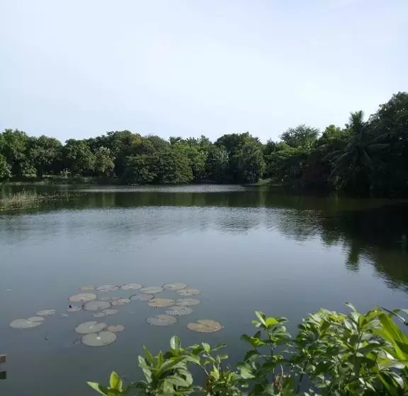 Samathi Lake Resort