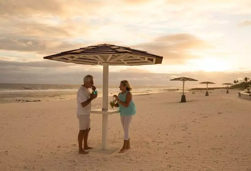 استراحتگاه Tamanu On The Beach