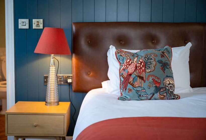 Victoria Hotel By Chef & Brewer Collection