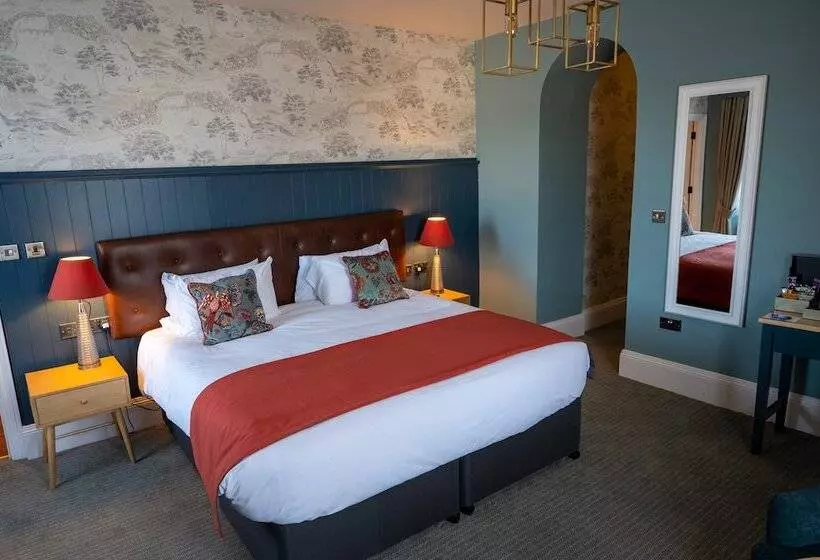 Victoria Hotel By Chef & Brewer Collection