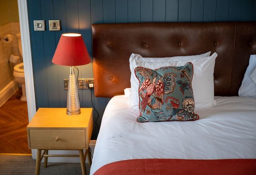 Victoria Hotel By Chef & Brewer Collection