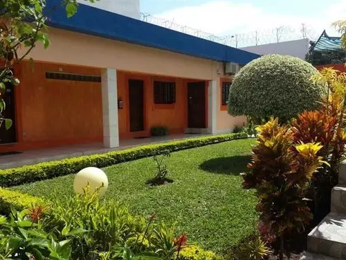 Aamiaismajoitus (B&B) Acacia Guest House