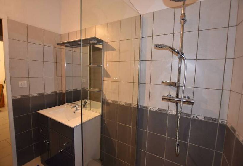 住宿加早餐  Creol Ya