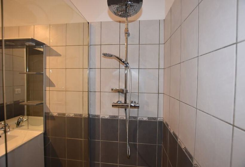 住宿加早餐  Creol Ya