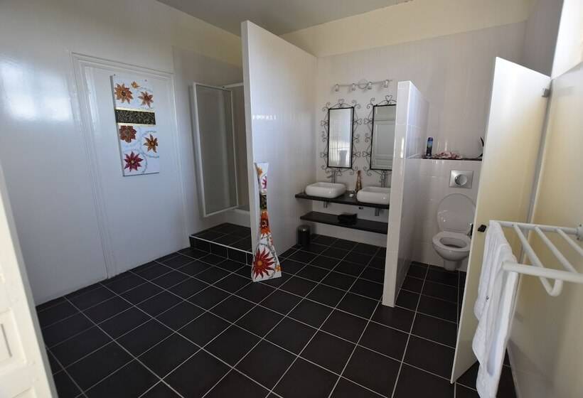 住宿加早餐  Creol Ya