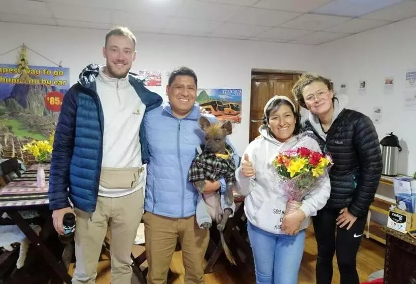 تختخواب و صبحانه Gringo S Wasi