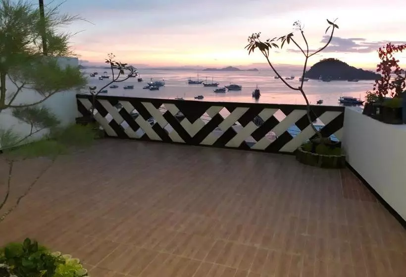 هاستل De Chocolate Labuan Bajo
