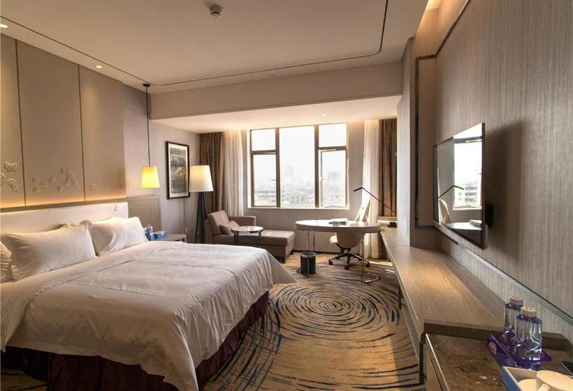 Отель Clear Lake