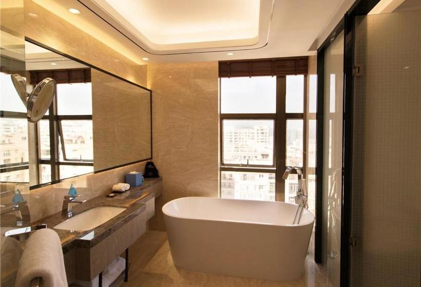 Отель Clear Lake