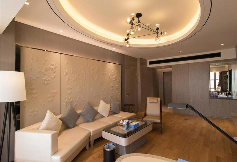 Отель Clear Lake