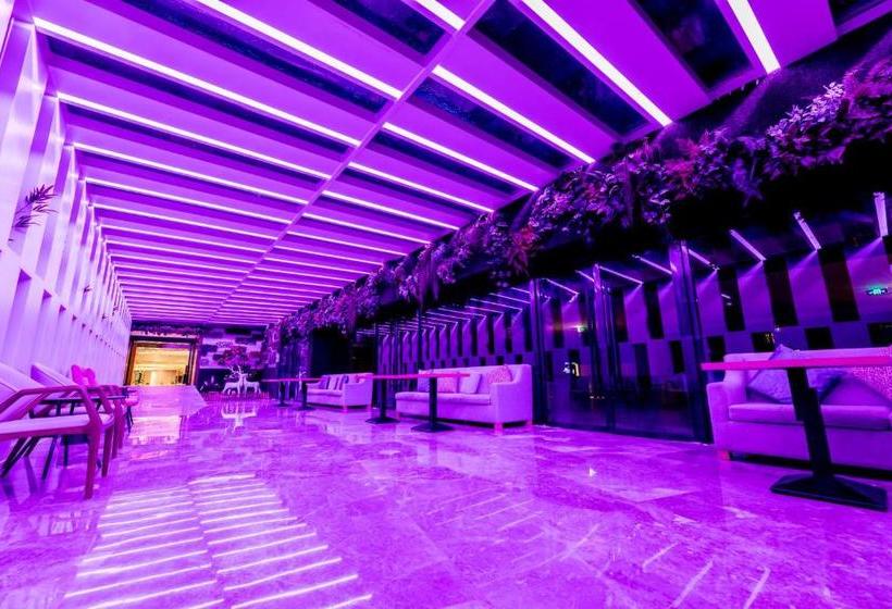 Hotel Holiday Inn Express Daocheng Yading By Ihg