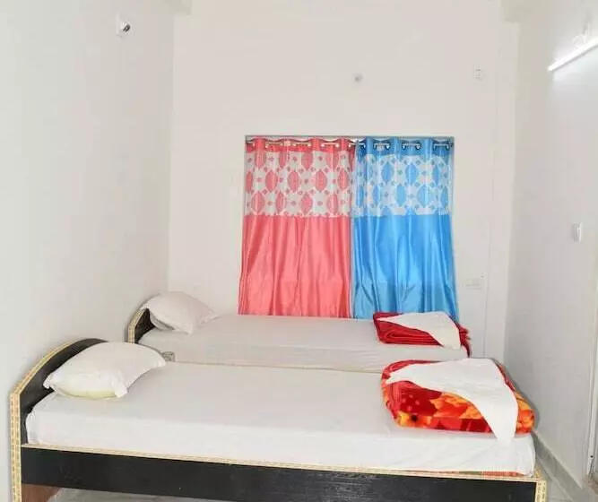 هتل Greenland Palace Bodhgaya