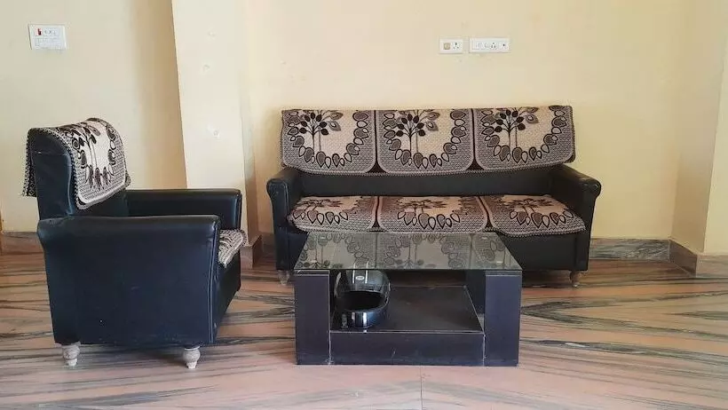 هتل Greenland Palace Bodhgaya