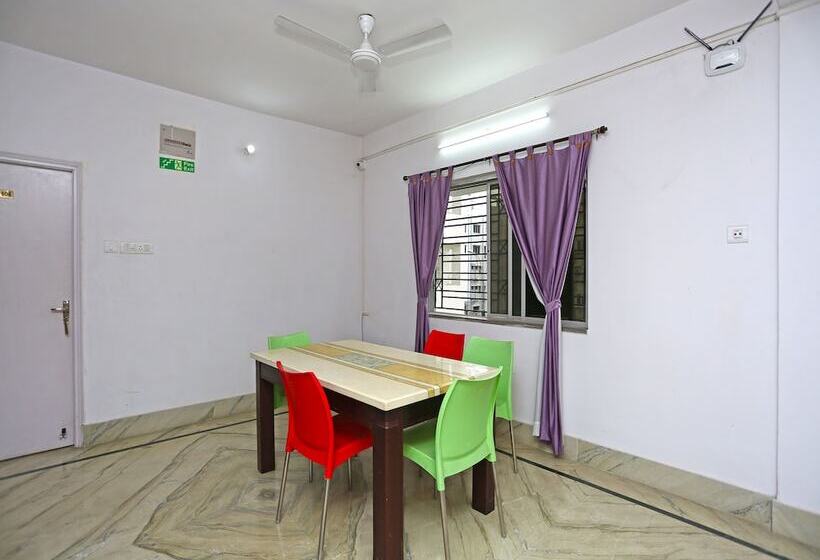 فندق Oyo 590 Violet Guest House