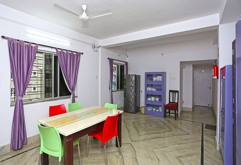 فندق Oyo 590 Violet Guest House