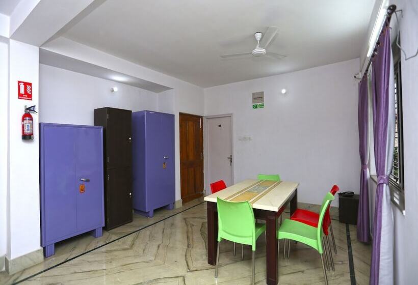 فندق Oyo 590 Violet Guest House