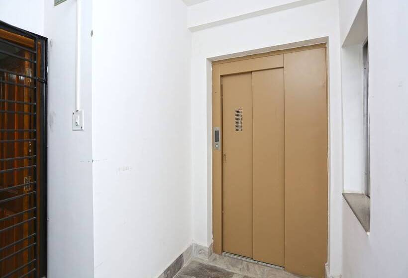 فندق Oyo 590 Violet Guest House