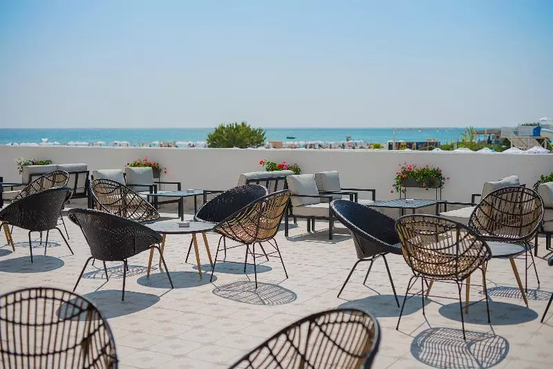ホテル Sunrise Blue Magic Resort  All Inclusive