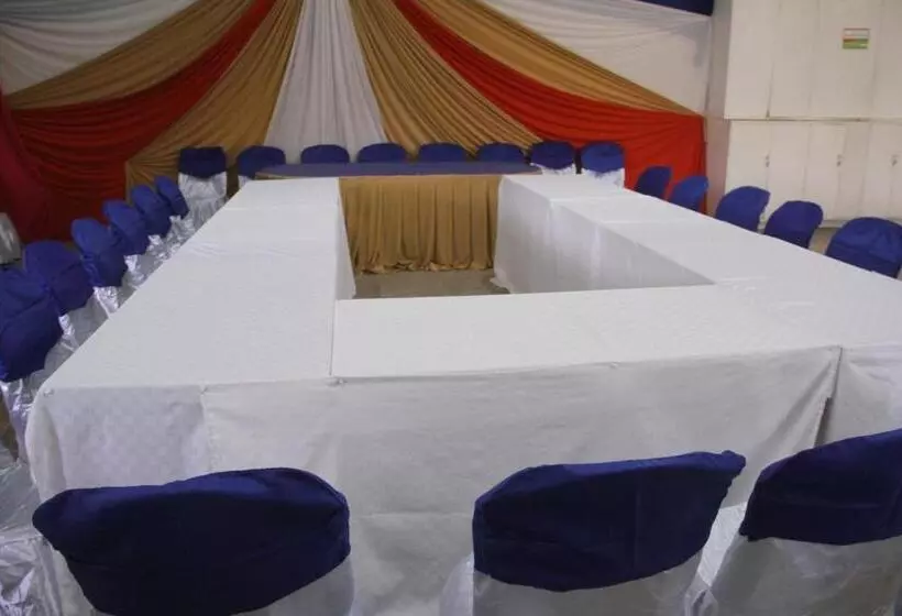 Sheywe Hotel Kakamega