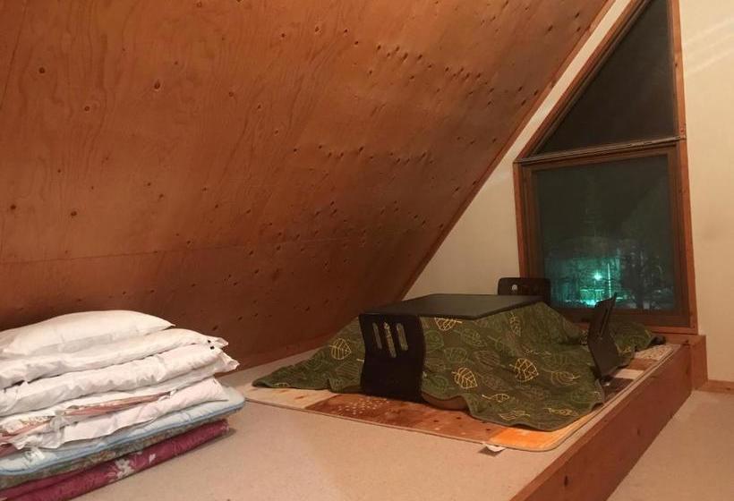 צימר Niseko Trailhead Lodge