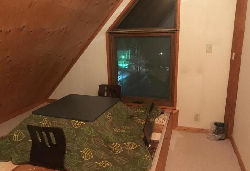 צימר Niseko Trailhead Lodge