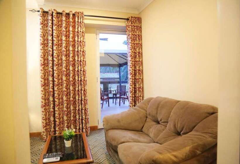 בית מלון כפרי Capri Mc