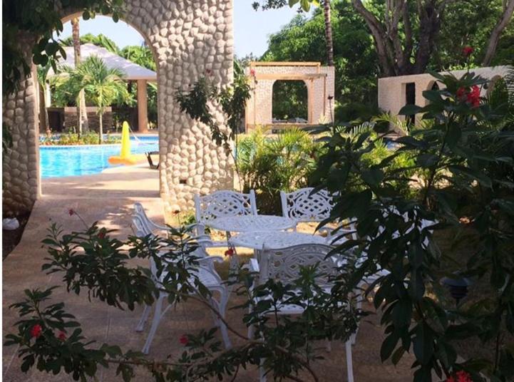 هتل El Currican Juan Dolio