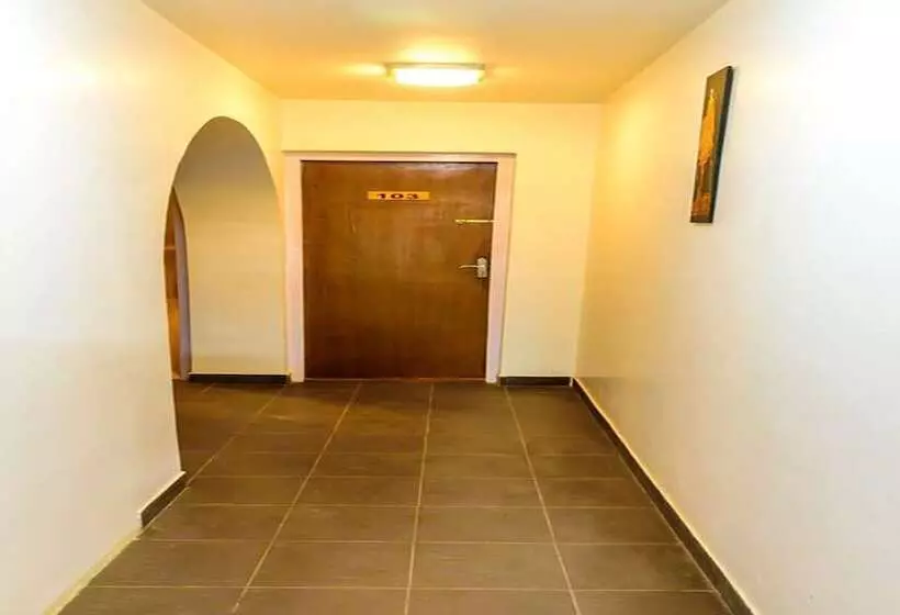هتل Ghar