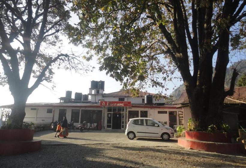 فندق Walnut Grove