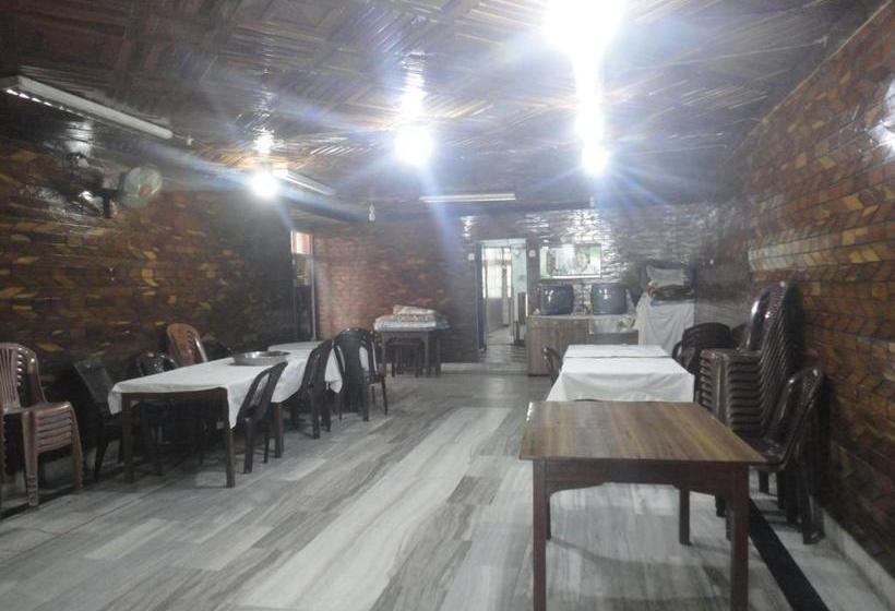 فندق Walnut Grove