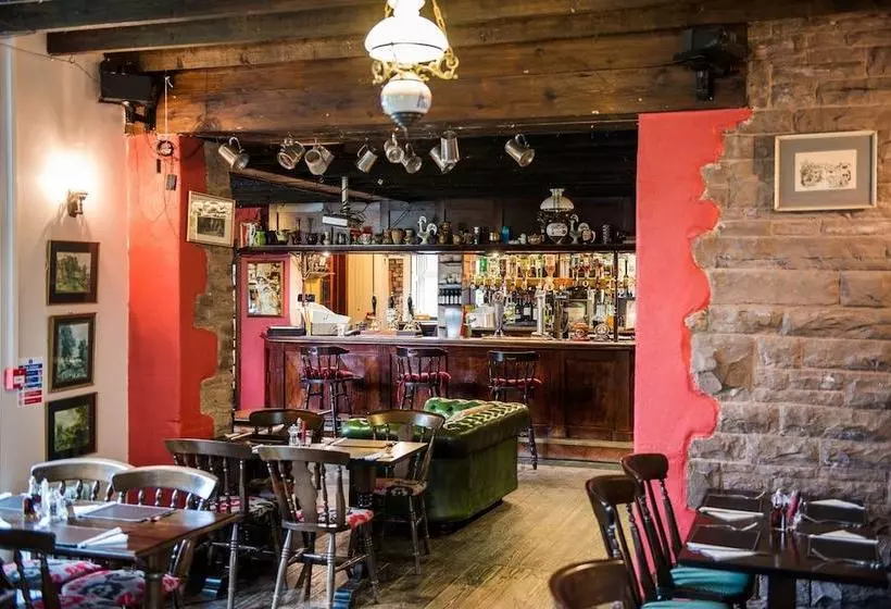 مُتل The Old Pandy Inn Bunkhouse