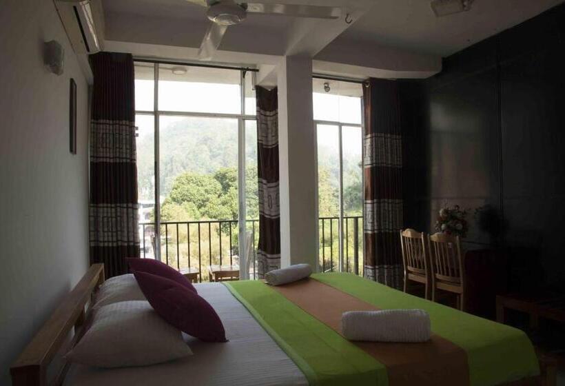 فندق صغير Lodge In 611