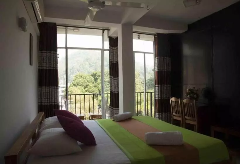 ユースホステル Lodge In 611
