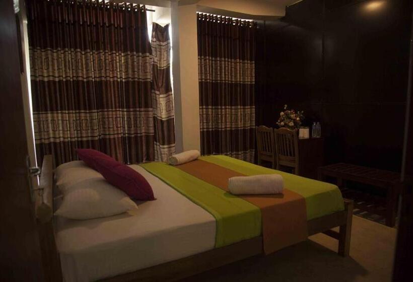 فندق صغير Lodge In 611