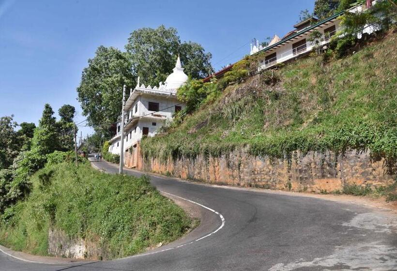 فندق صغير Lodge In 611